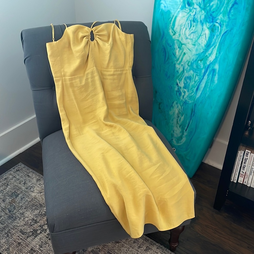 Zara Keyhole Midi Dress